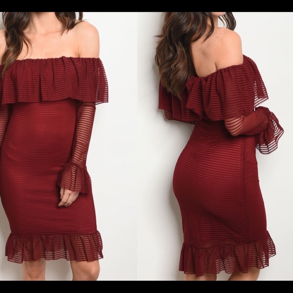 Becka Off the Shoulder Dress - Picture 2 of 4